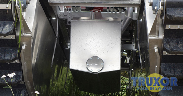 Tank for Oil Spill Malaysia Singapore Brunei