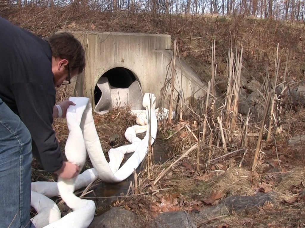 25′ SpillBoa® Oil Absorbent Boom SPLVM033-Malaysia Singapore Brunei2